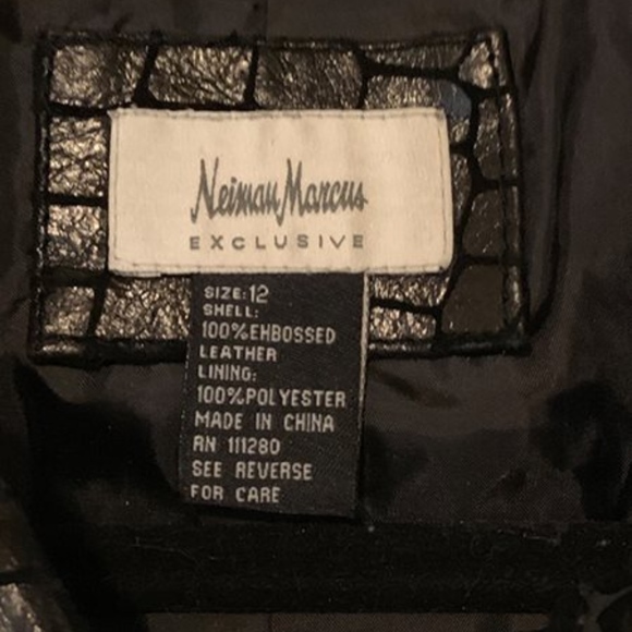 Leather jacket - Picture 2 of 2